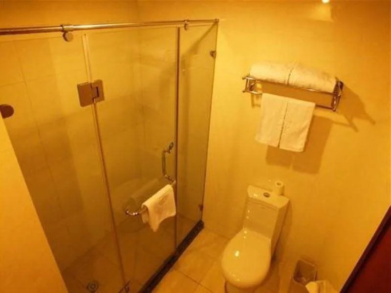 GreenTree Inn Shanghai Changyang Road Business Hotel