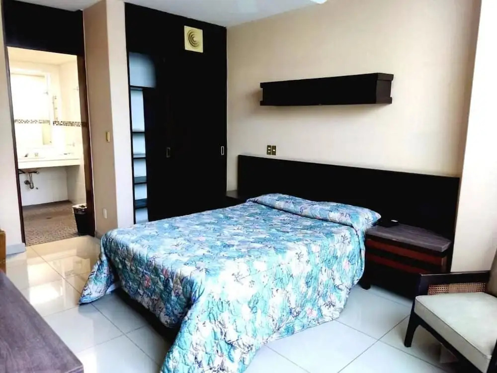Hotel Mary Celaya