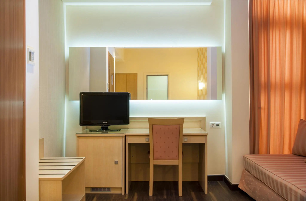 Amazon Hotel