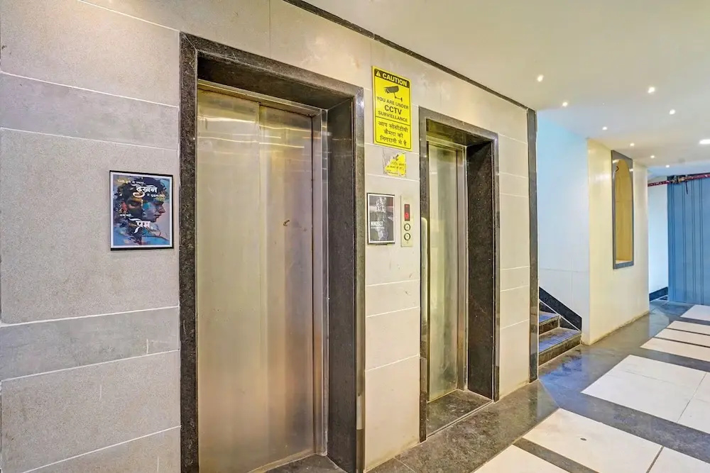 Fabhotel Blu Rooms