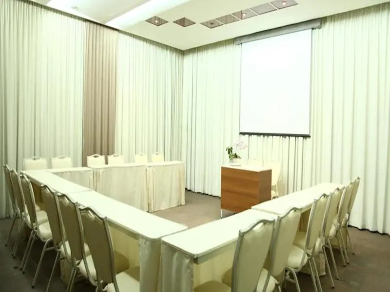 Compacto Hotel Alphaville Campinas