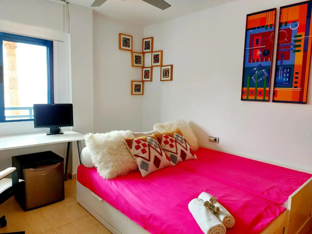Duplex with sea views, garden and terrace