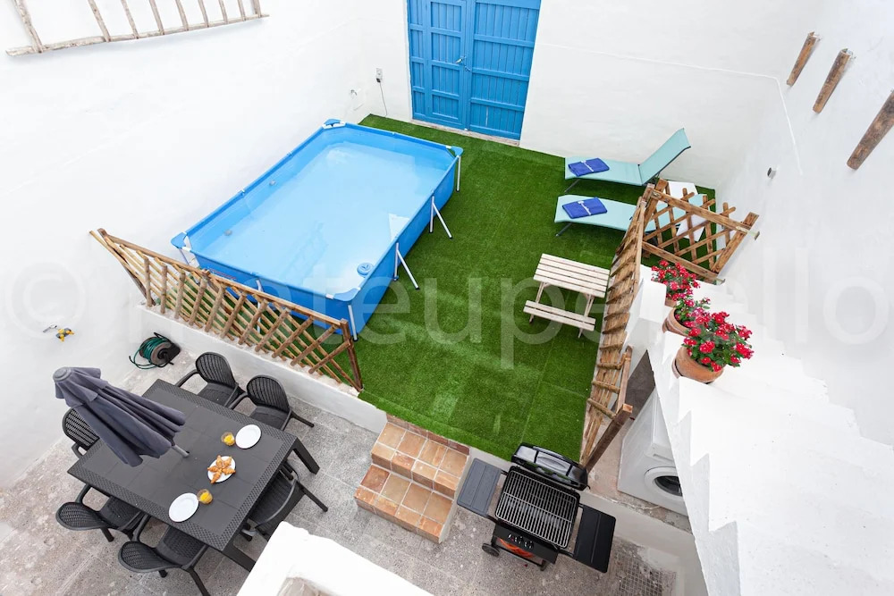 Casa de verano con piscina en el puerto