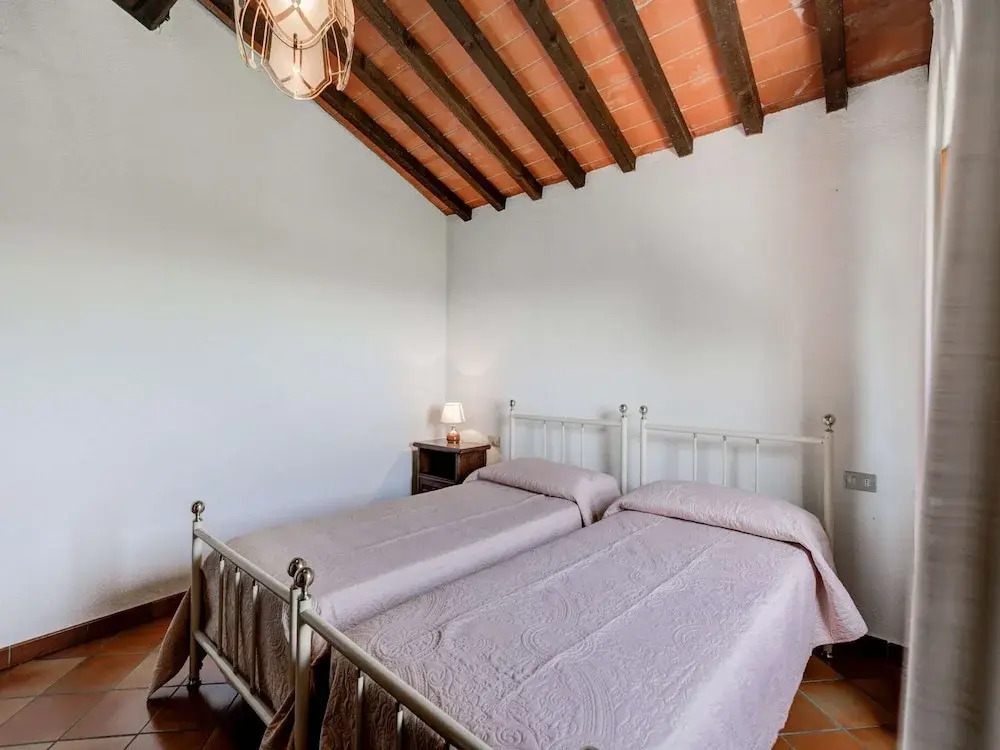 Varna Charm: Tuscan Getaway