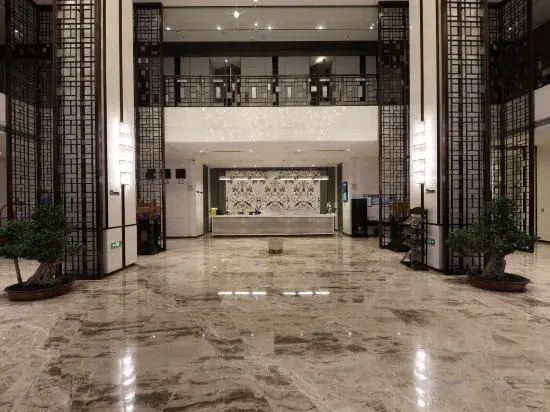 Zhangye Xinshengyue International Hotel (Zhangye West High-speed Railway Station)