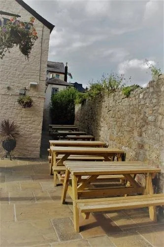 The George Hotel