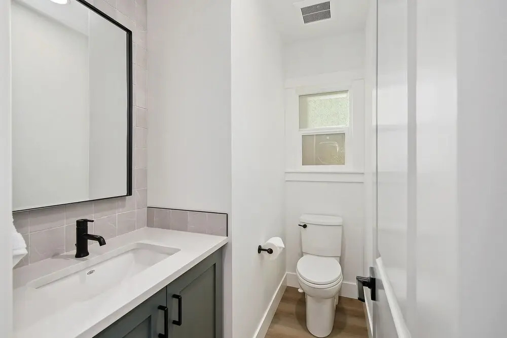Pet Friendly - Enjoy Grover's House 3 Bedroom Home by Redawning