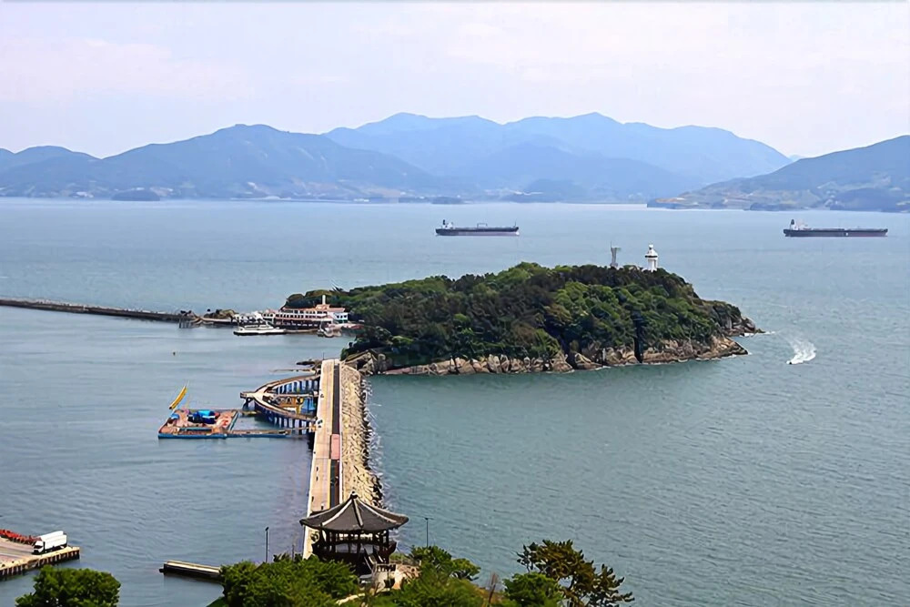 Yeosu Rainbow Pension