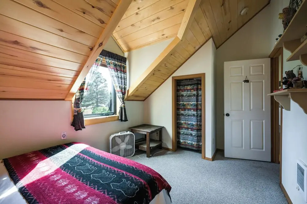 Spacious & Quiet Pagosa Springs Cabin w/ Deck!