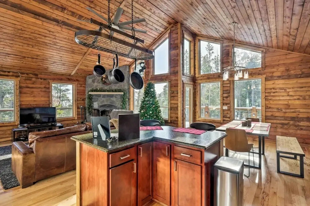 Luxury Mountain Getaway in Fairplay w/ Deck