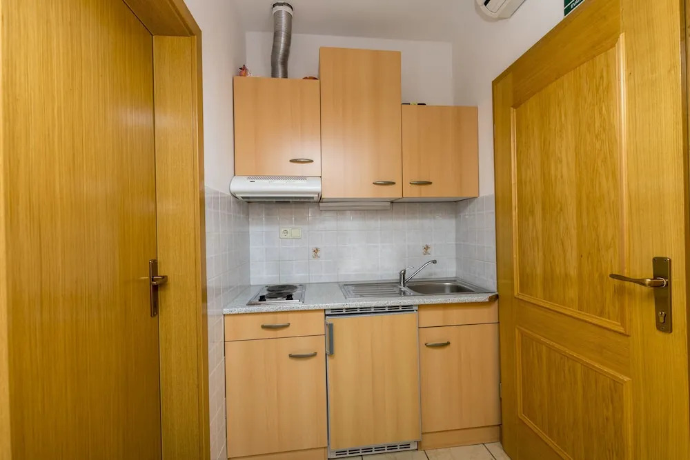 Apartment Mate