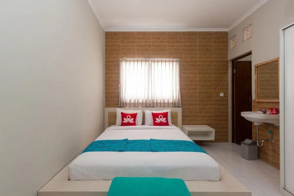 The Vie Residence by ZEN Rooms