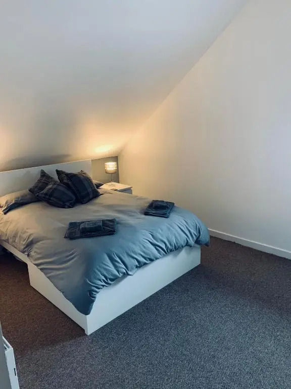 Cliffview Apartment
