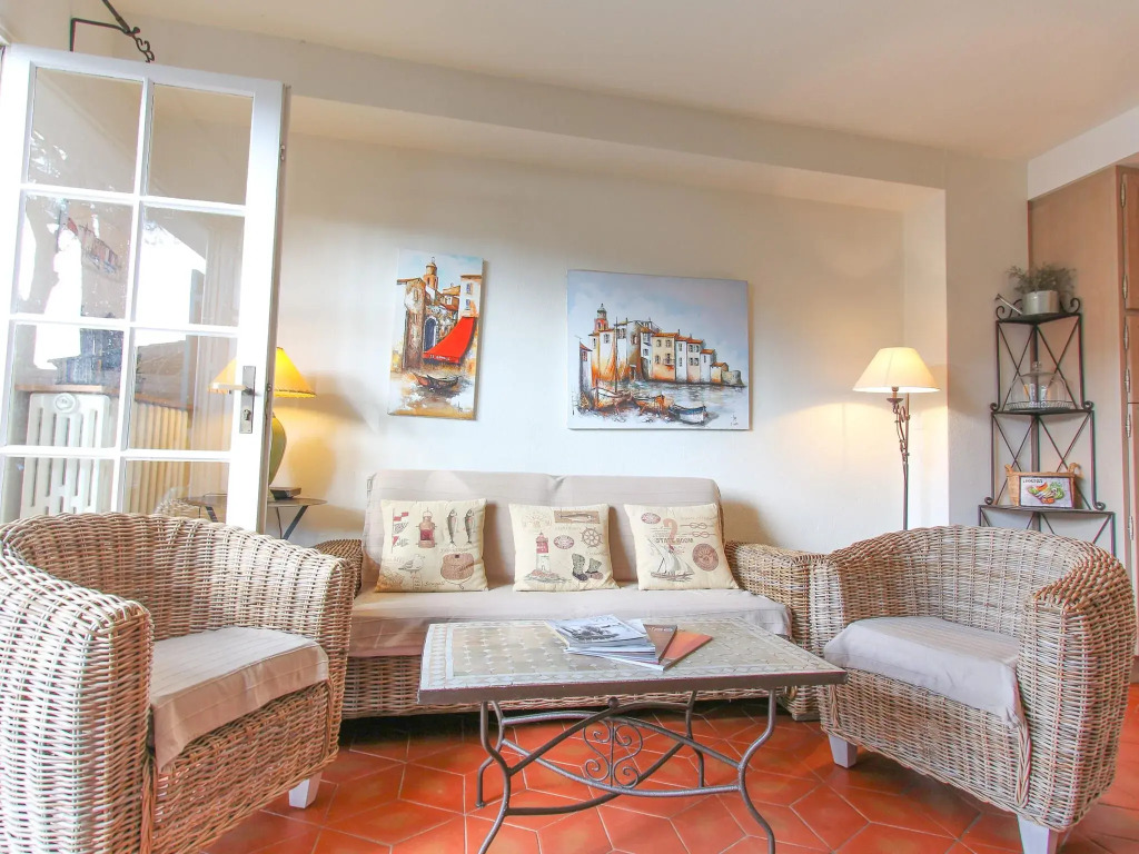 Charming Holiday Home With Terrace
