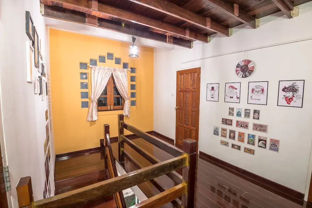 T Smy House - Hostel