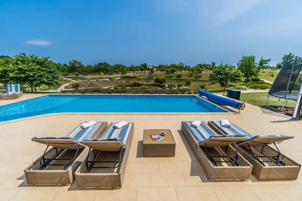 Villa in Filipana with Private Heated Pool