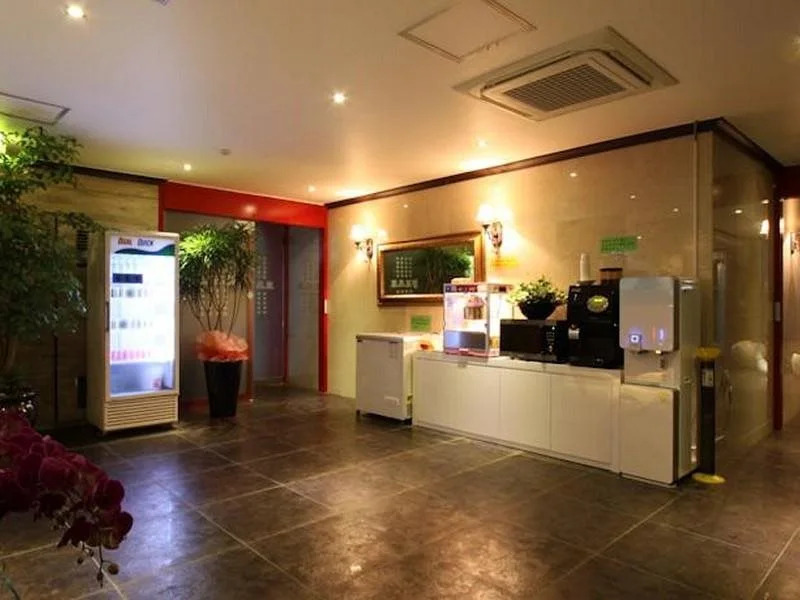 Rose Motel