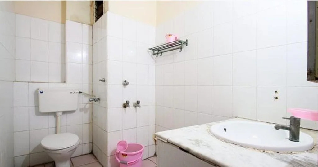 Collection O Poojith Residency