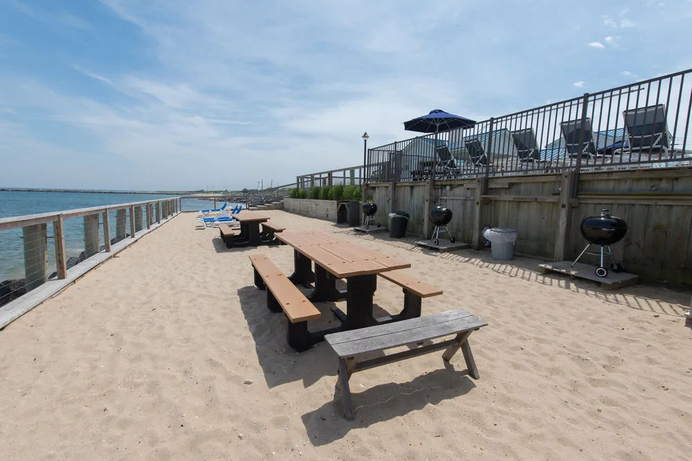 The Montauk Soundview