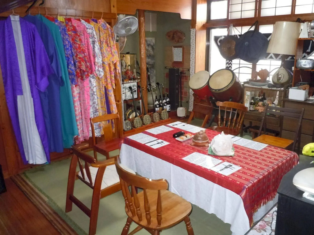 Holiday House Ryukyu-an "MUSIC HOSTEL"