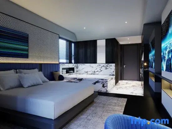 S Hotel (Chongqing Liujiaping Subway Station)