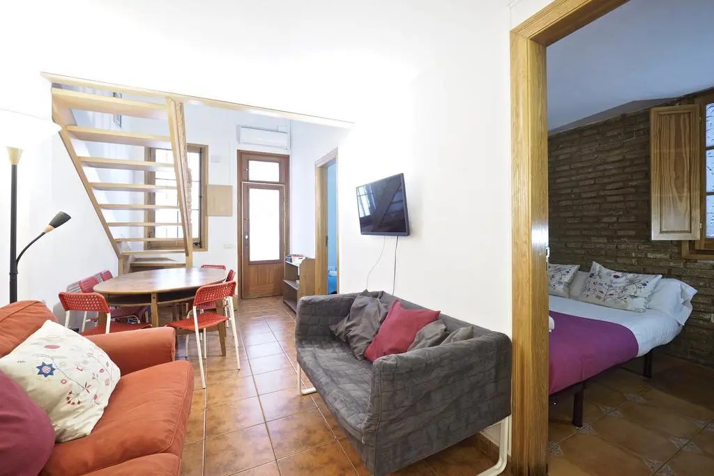Suites4days Les Corts House