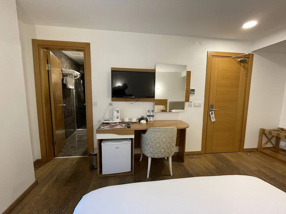 Shah Inn Hotel