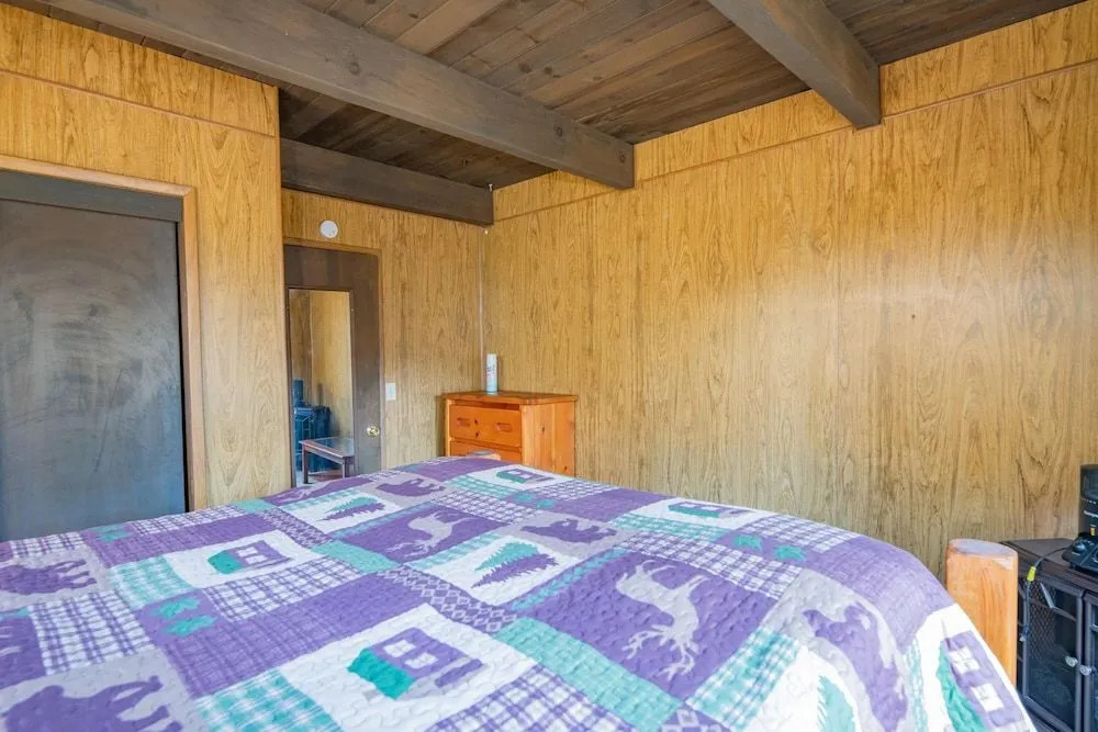 Lazy Bear Lodge