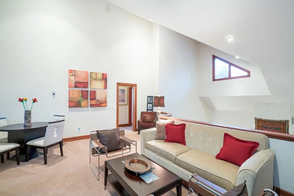 Lorian 8 by Avantstay Relaxing Home Close to Slopes & Hiking Trails