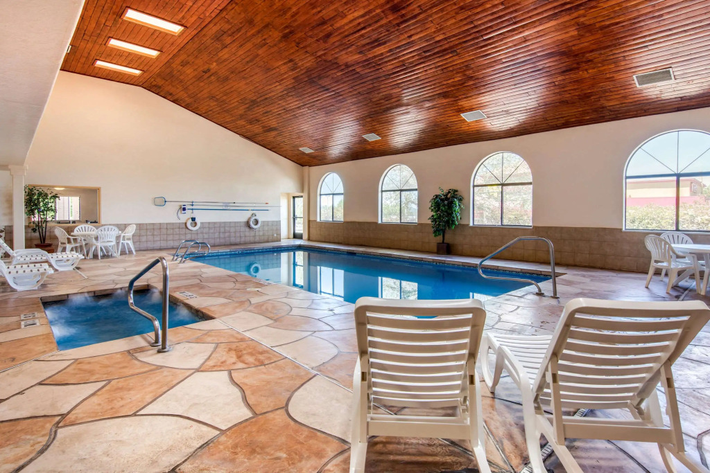 Quality Inn & Suites Albuquerque North near Balloon Fiesta Park