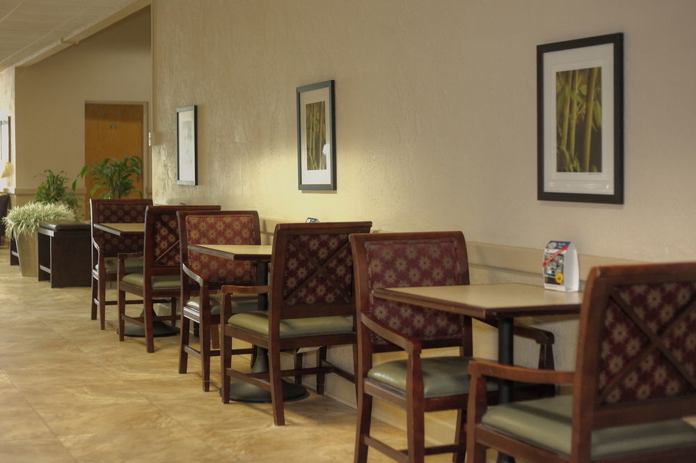 Crystal Cove Riverfront Resort