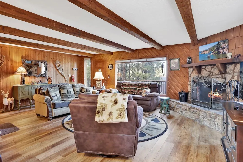 Mockingbird Mountain Getaway #2380