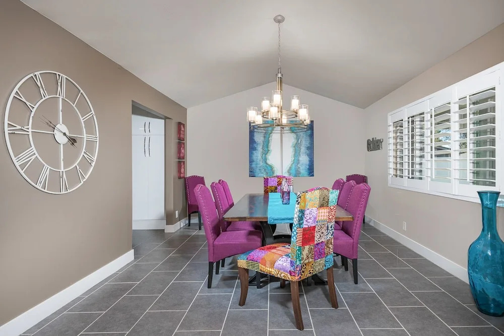 4844 E Waltann Lane Home 4 Bedrooms 3 Bathrooms Home