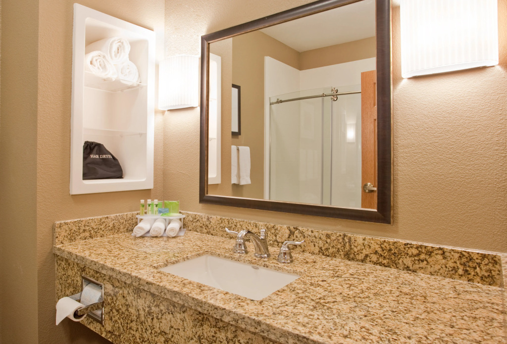 Holiday Inn Express And Suites St. Joseph