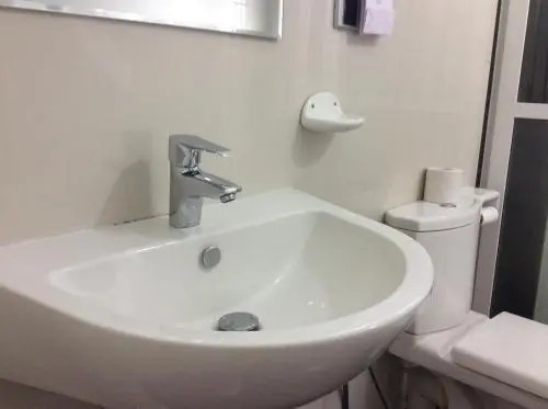 Lemazone Inn
