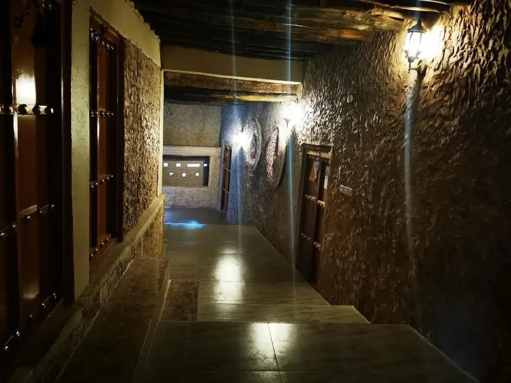 Misfah Old House