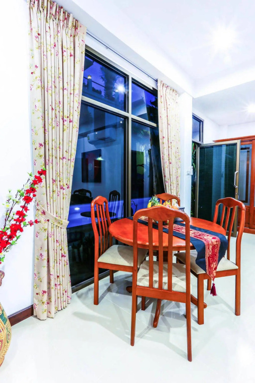Palm Oasis Boutique Hotel