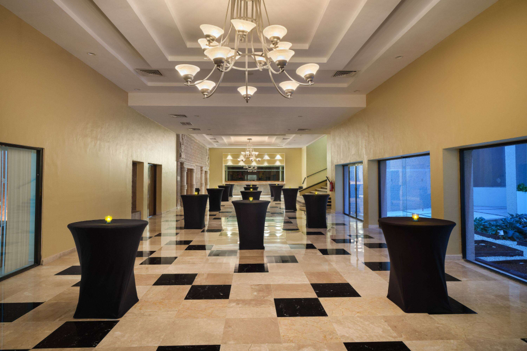 Wyndham Grand Cancun All Inclusive Resort & Villas