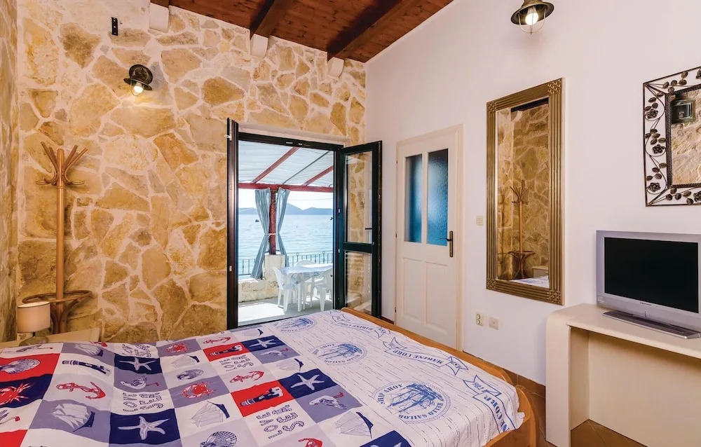 One-Bedroom Holiday Home In Slano