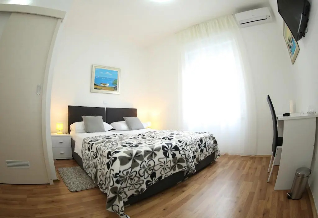 A&M Apartment and Rooms