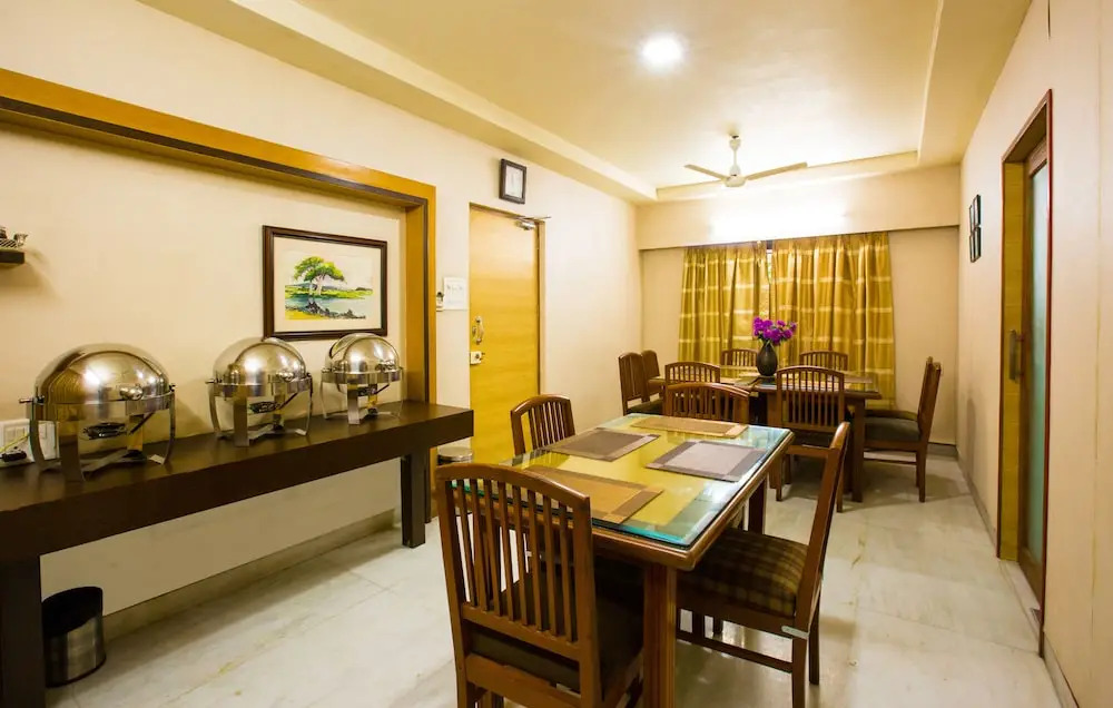 Mint Domestic Airport Suites