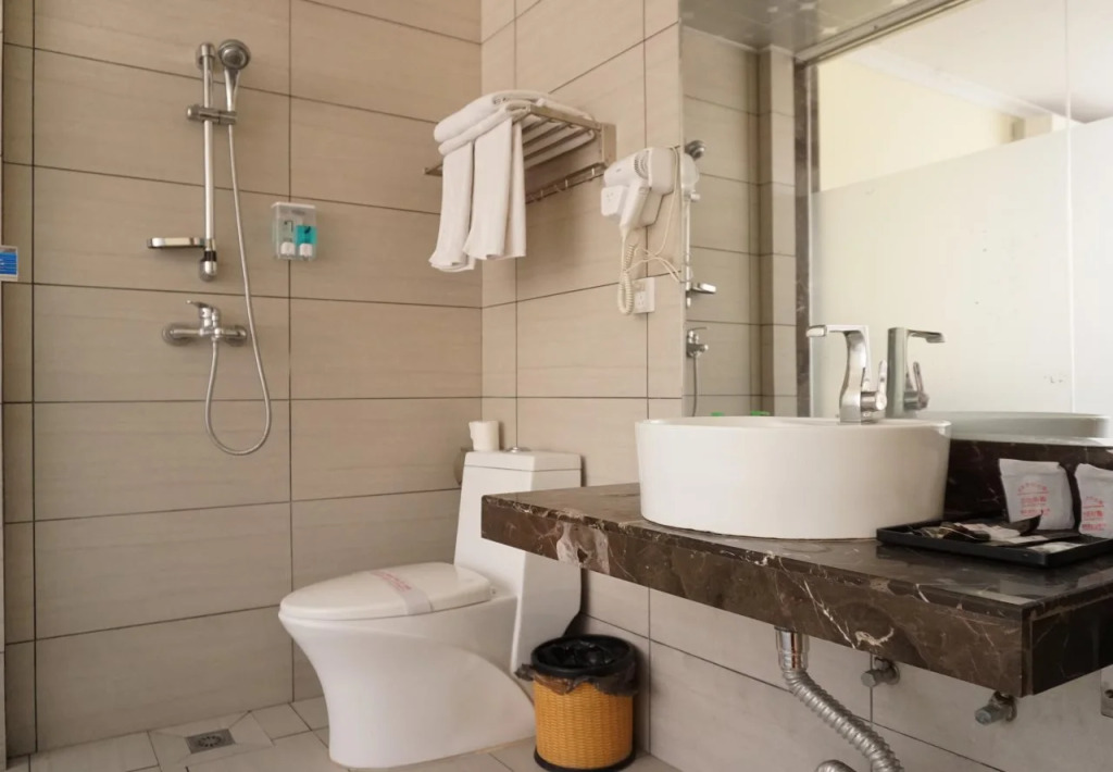 Guangdong Oversea Chinese Hotel