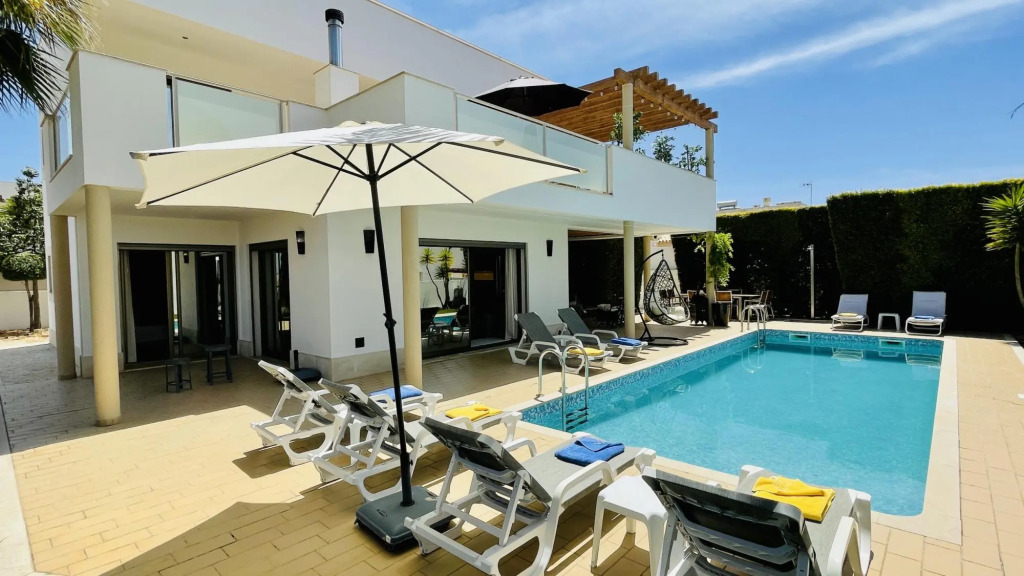 Praia - Private Pool - 10 Guests - Albufeira
