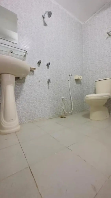 Ali International Hotel
