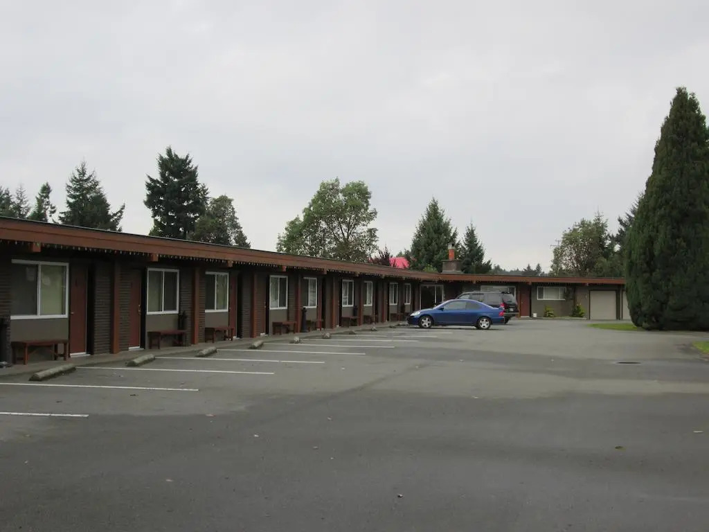 Arbutus Grove Motel