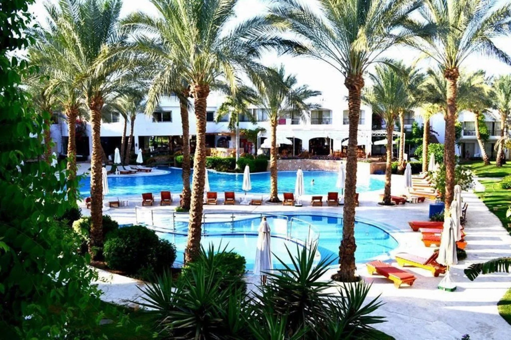 Luna Sharm