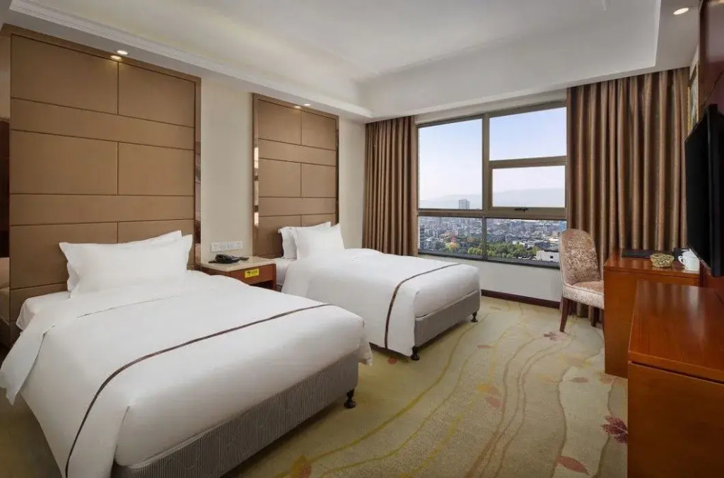Tongfa Heyi Hotel