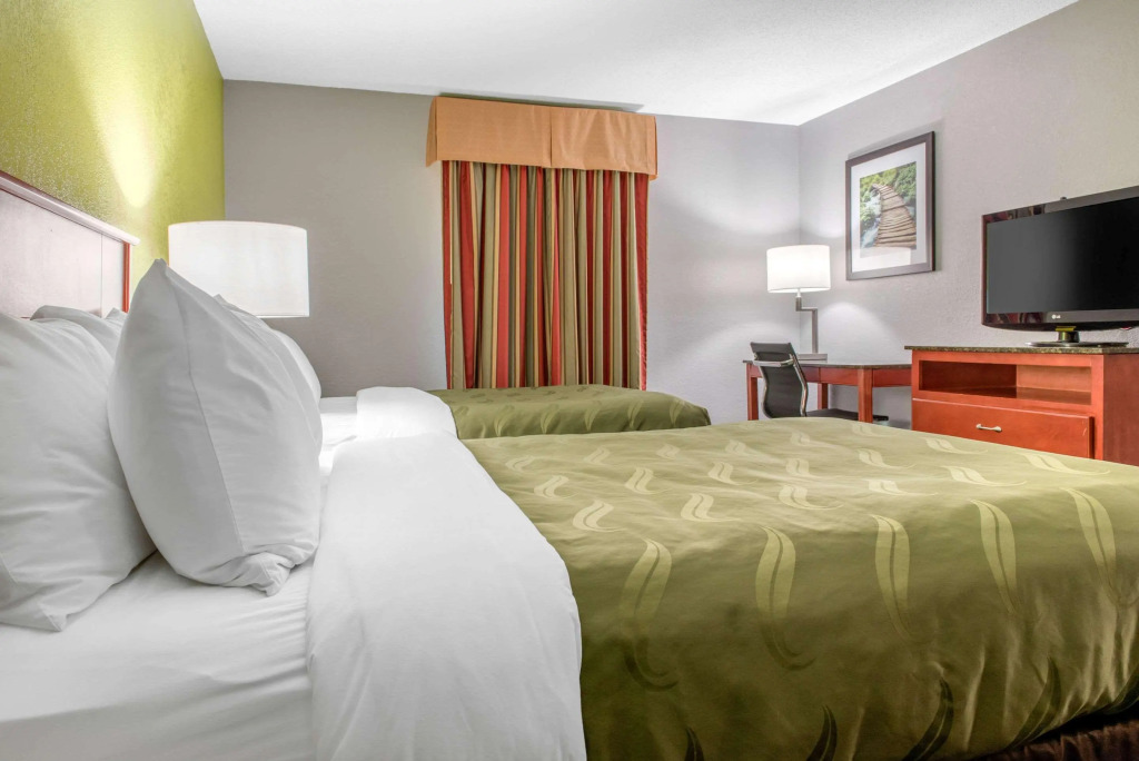 Quality Inn & Suites Bedford West