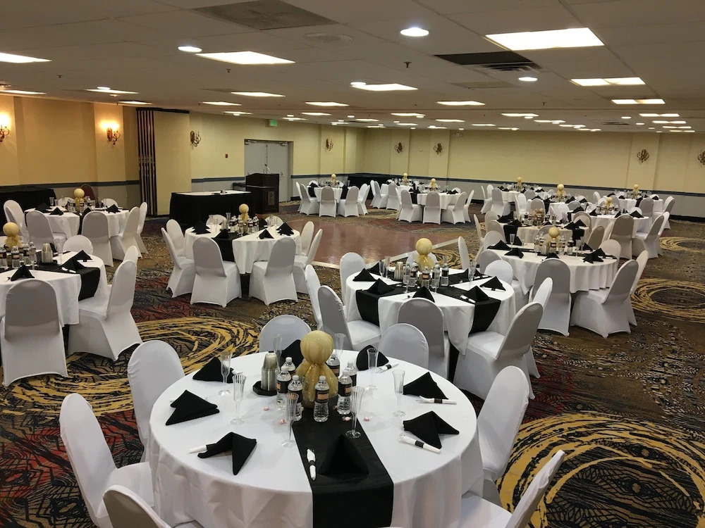 Holiday Inn Baltimore-Towson