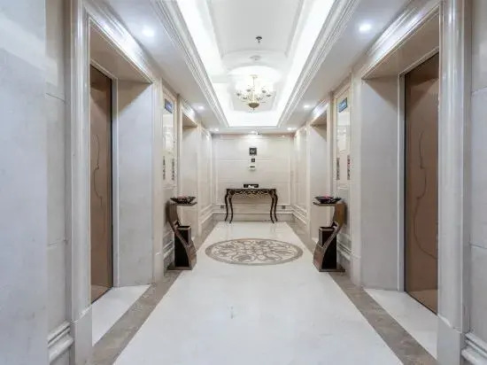 Vienna International Hotel (Fangchenggang Sunny Coast)